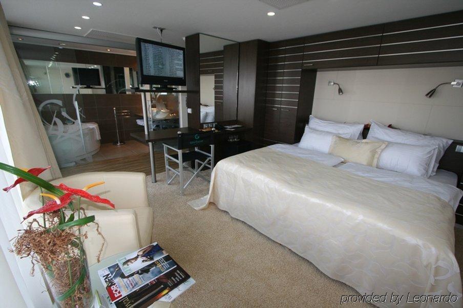 Rohan Boat Prague Room photo