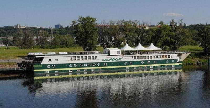 Rohan Boat Prague Exterior photo
